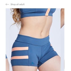 Jo + Jax Trax Shorts in Rocket/Peach NWT